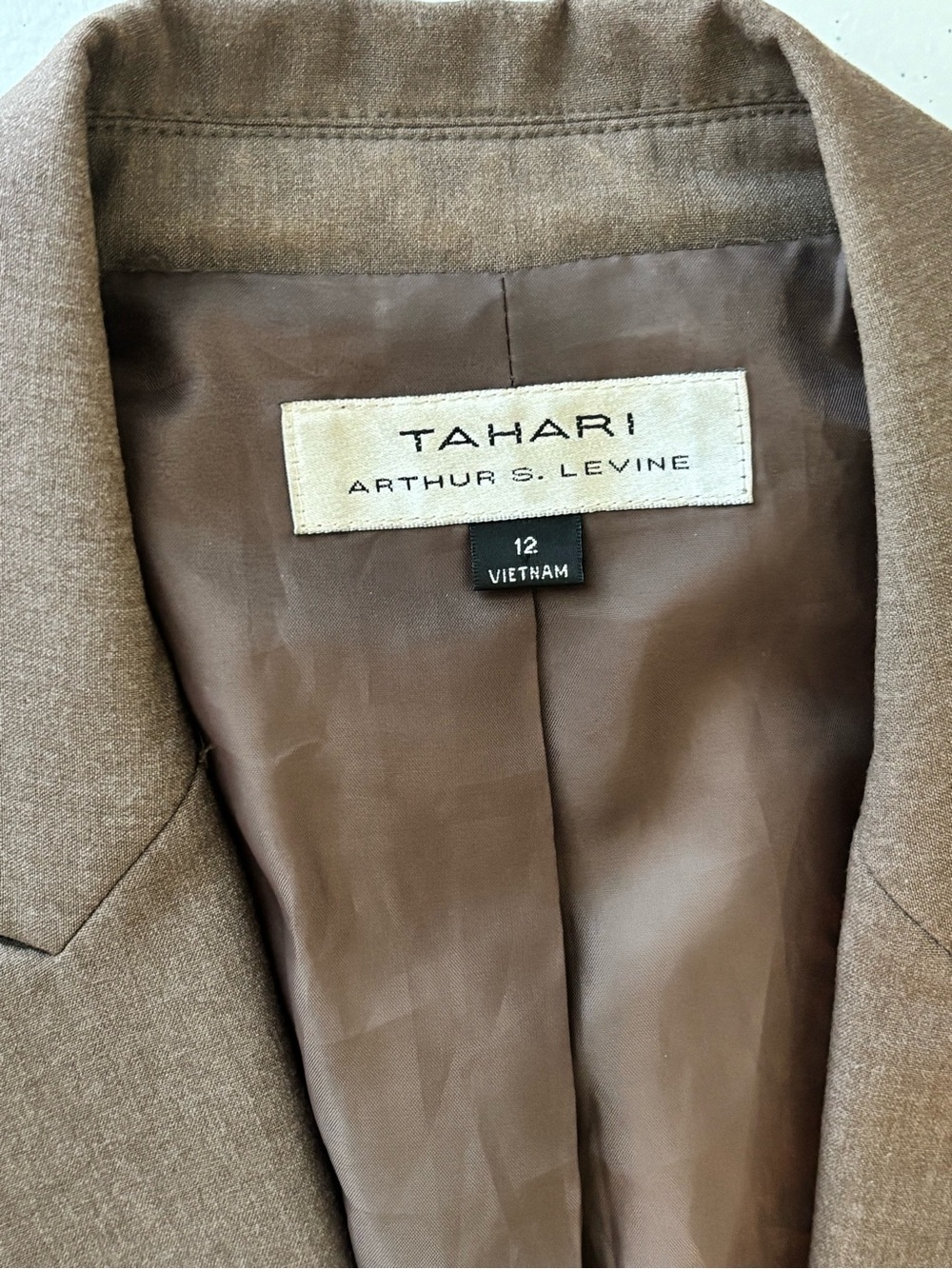 Women's Taupe Single-Button Tailored Blazer - Picture 5 of 6